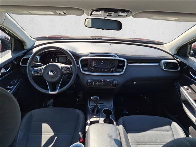 Used 2018 Kia Sorento LX AWD/4WD image 16