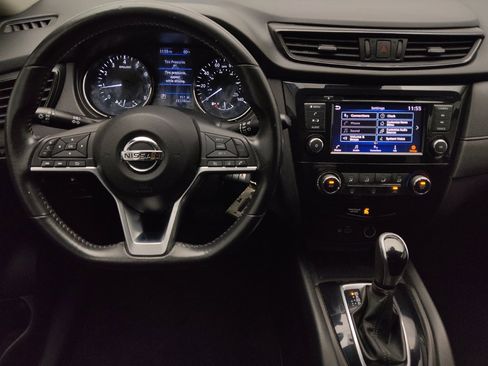 Used 2019 Nissan Rogue S w/ Special Edition Package FWD image 22