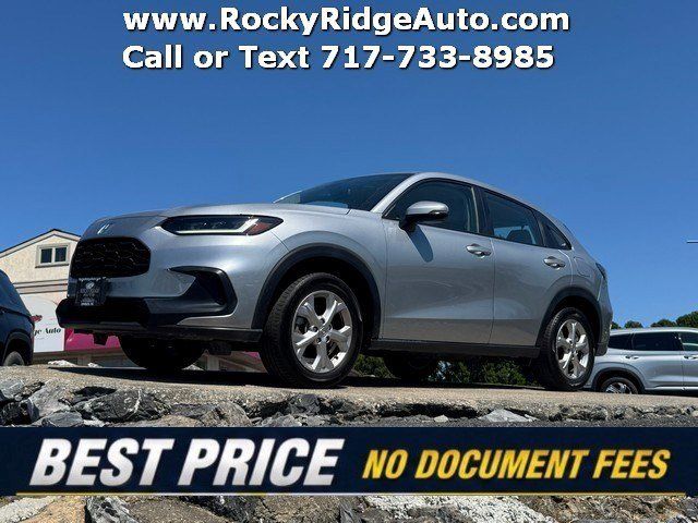Used 2025 Honda HR-V LX image 1