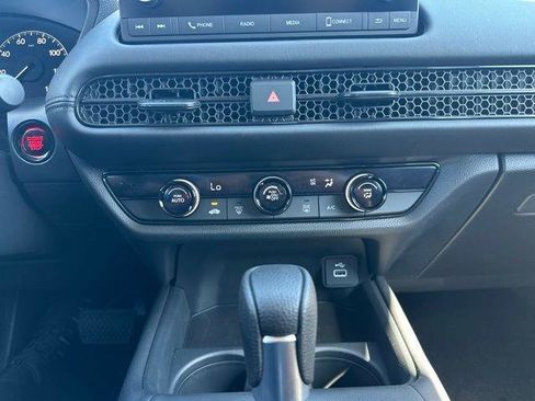 New 2025 Honda HR-V LX image 21