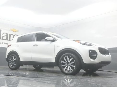 Used 2017 Kia Sportage EX w/ EX Technology Package AWD/4WD image 2