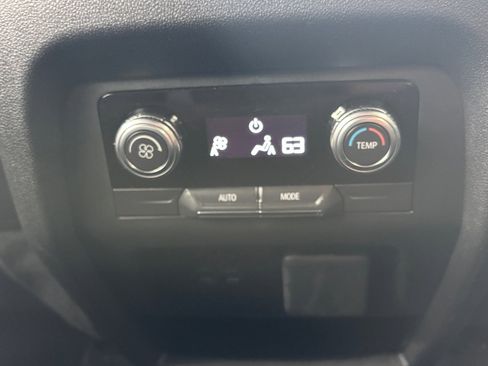 Used 2026 GMC Acadia Elevation FWD image 37