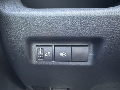 Certified 2021 Toyota RAV4 XLE image 32