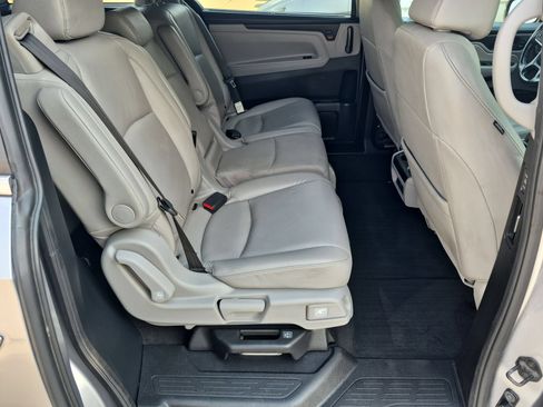 Used 2022 Honda Odyssey EX-L image 32