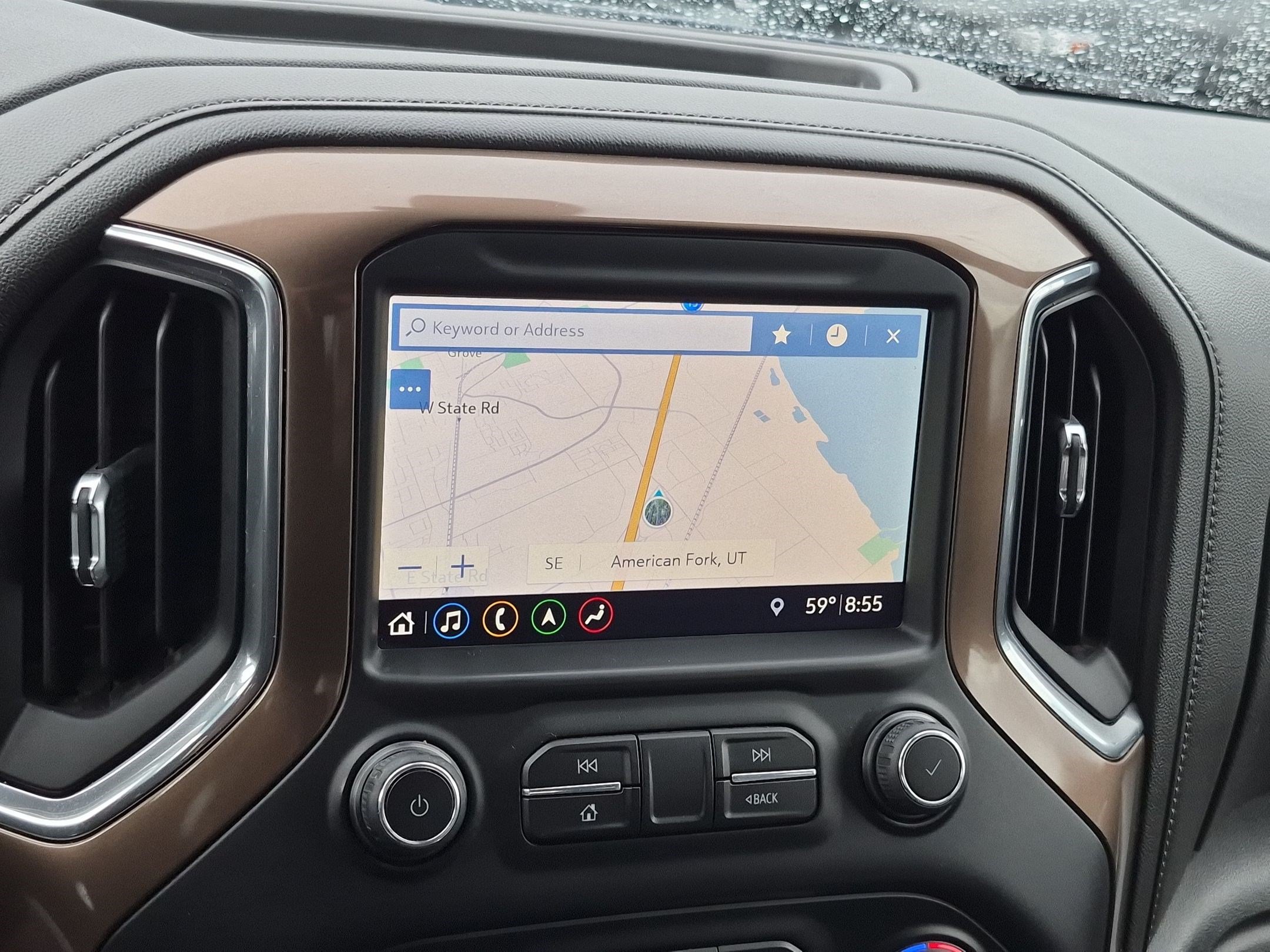 Used 2019 Chevrolet Silverado 1500 High Country w/ Technology Package AWD/4WD image 24