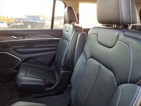 Certified 2021 Jeep Grand Cherokee L Limited image 12