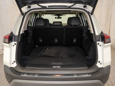 Certified 2023 Nissan Rogue SV w/ SV Premium Package image 5