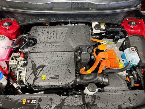 Used 2025 Kia Niro EX w/ EX Cold Weather Package FWD image 30