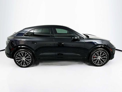 New 2025 Porsche Macan Turbo Electric image 8