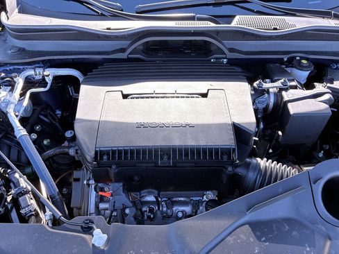 Certified 2025 Honda Pilot EX-L image 15