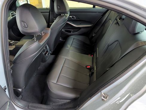 Used 2026 BMW 330i xDrive Sedan image 9