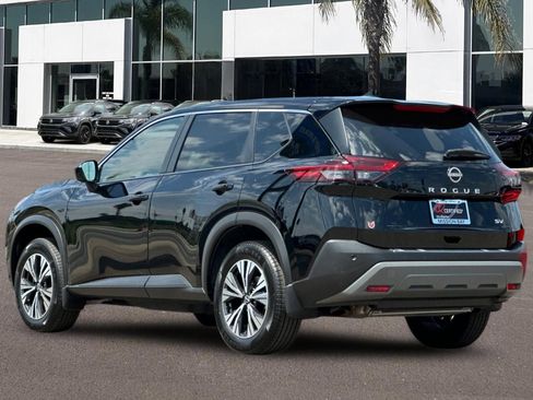 Used 2023 Nissan Rogue SV FWD image 5