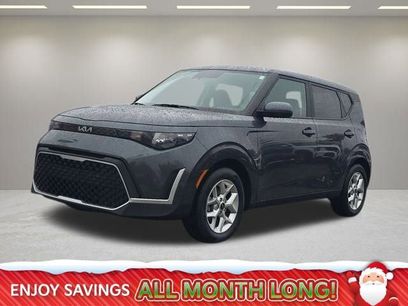 Used 2023 Kia Soul LX w/ LX Technology Package
