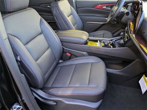 New 2026 Chevrolet Traverse Z71 w/ Driver Confidence Package image 31