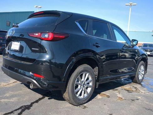 New 2025 MAZDA CX-5 AWD 2.5 S w/ Preferred Package image 4