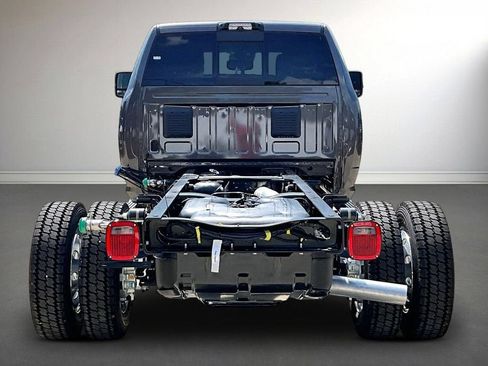 New 2026 RAM 5500 4x4 Crew Cab w/ Laramie Trim Package image 4