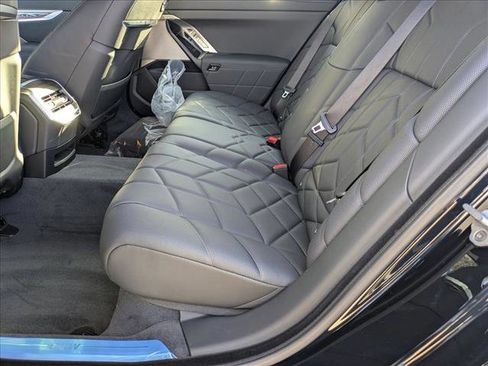 New 2026 BMW i7 xDrive60 w/ Executive Package AWD/4WD image 15