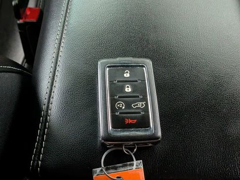 Used 2023 Jeep Grand Cherokee Altitude AWD/4WD image 35