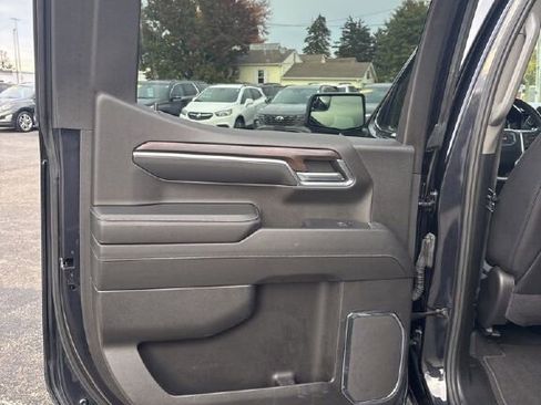 Used 2024 GMC Sierra 1500 SLT image 23