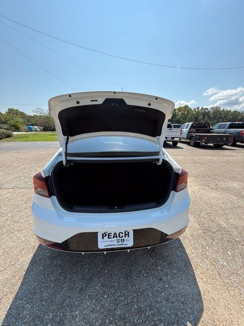 Used 2019 Hyundai Elantra Value Edition w/ Cargo Package FWD image 5