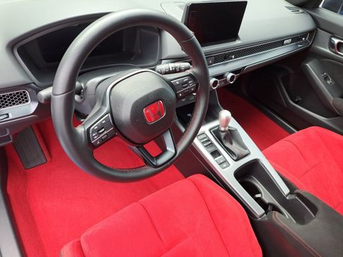 Used 2023 Honda Civic Type R image 13
