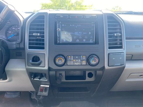 Used 2017 Ford F250 XL RWD image 16