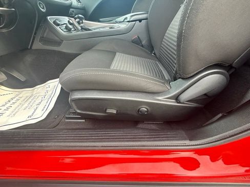 Used 2022 Dodge Challenger GT RWD image 13