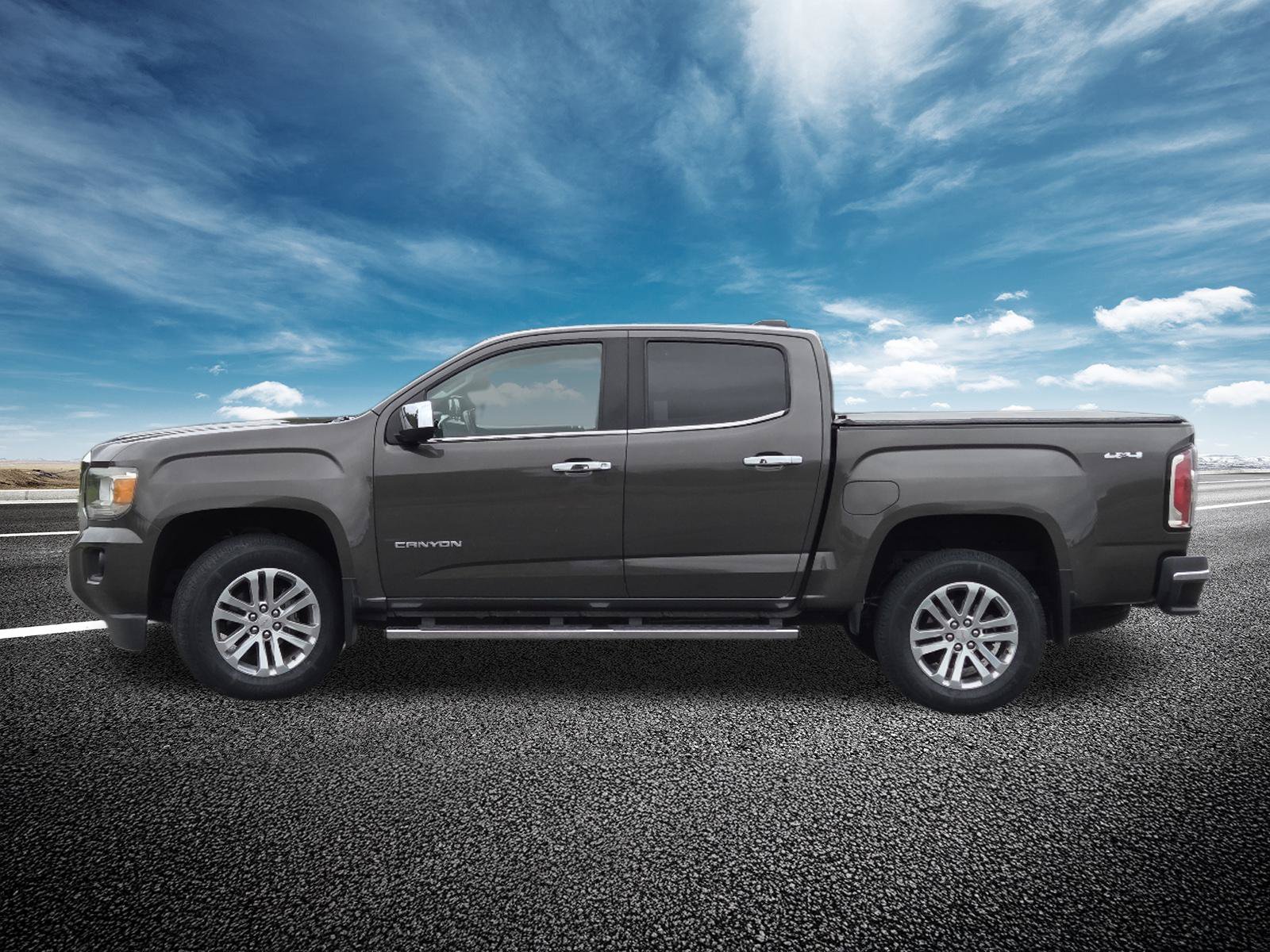 Used 2020 GMC Canyon SLT w/ Driver Alert Package AWD/4WD image 14