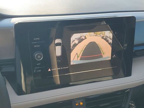 New 2026 Volkswagen Taos S FWD image 21