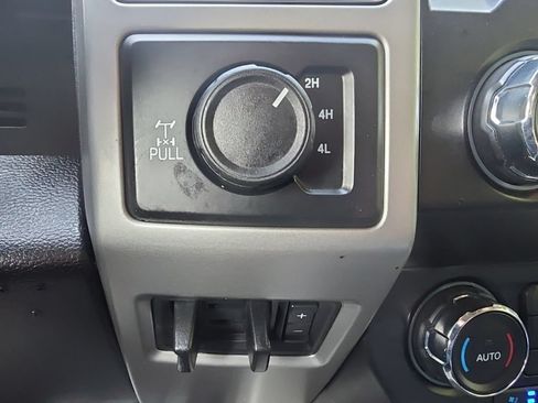 Used 2021 Ford F350 Lariat w/ Chrome Package AWD/4WD image 29