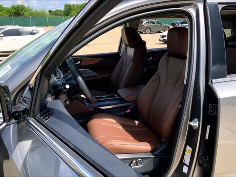 Used 2026 Acura MDX FWD w/ Technology Package image 8