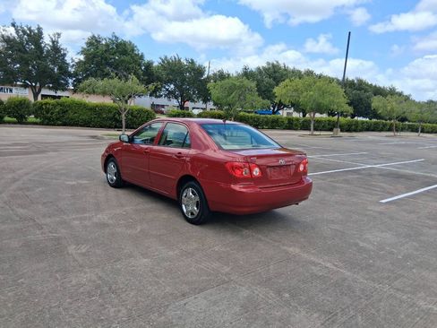 Used 2005 Toyota Corolla CE FWD image 4