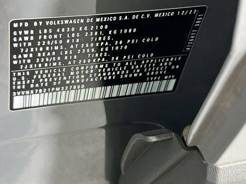 Used 2023 Volkswagen Taos SE image 31