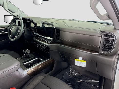 New 2026 Chevrolet Silverado 1500 LT Trail Boss w/ Protection Package AWD/4WD image 32