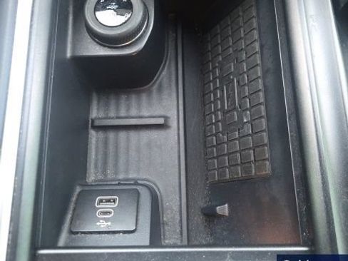Used 2025 Ford Expedition Tremor AWD/4WD image 44