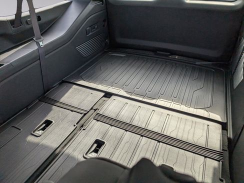 New 2026 GMC Yukon XL Denali w/ Sun & Power Step Package image 18