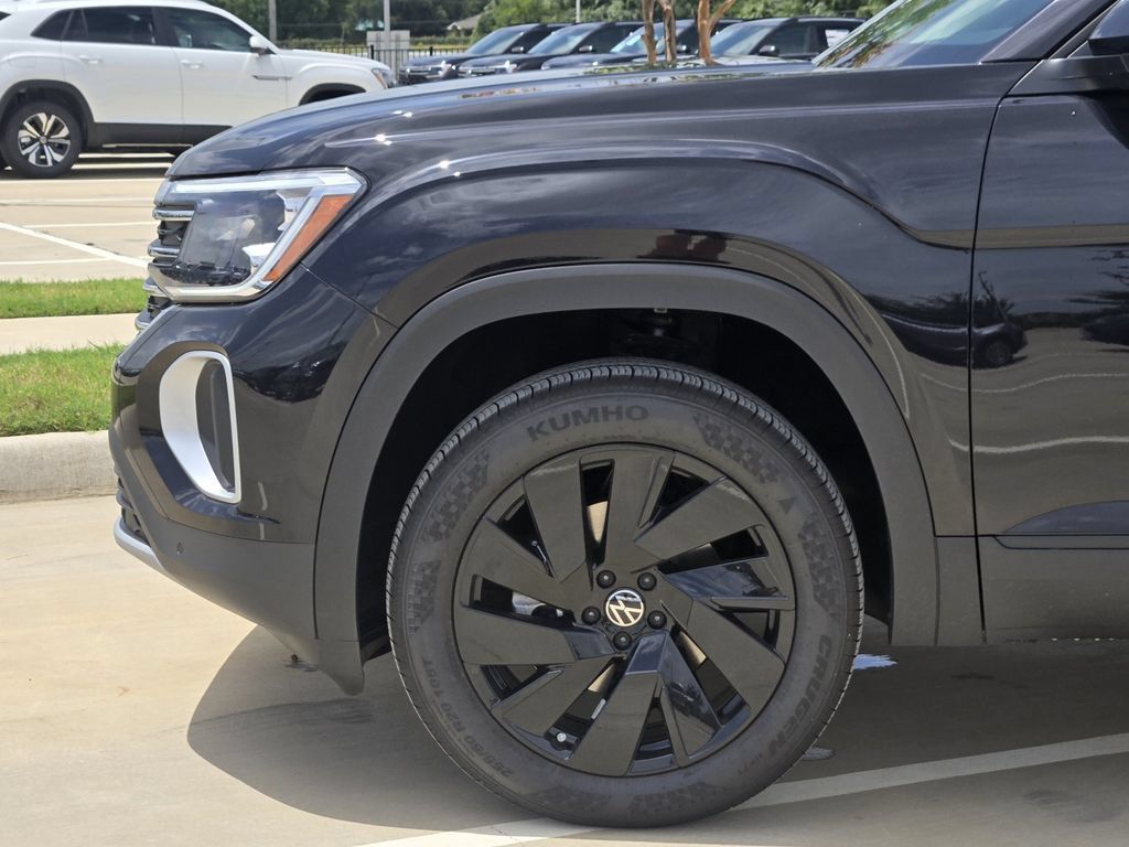 New 2026 Volkswagen Atlas SE FWD image 6