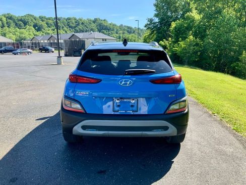 Used 2022 Hyundai Kona SEL w/ Cargo Package AWD/4WD image 11