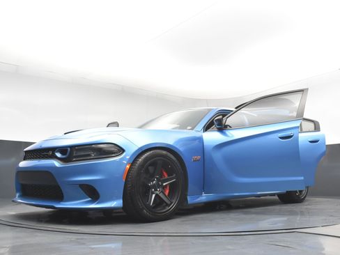 Used 2019 Dodge Charger Scat Pack w/ Dynamics Package image 33