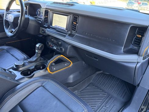 Used 2021 Ford Bronco Badlands w/ Sasquatch Package image 16