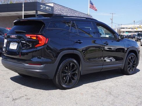 Used 2020 GMC Terrain SLE w/ Driver Convenience Package image 11