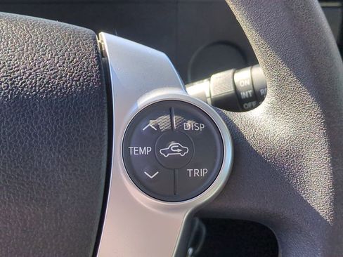 Used 2016 Toyota Prius C One image 19