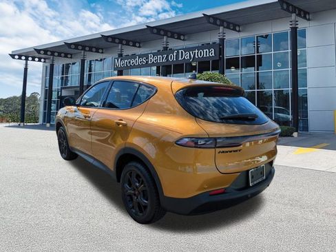 Used 2024 Dodge Hornet GT w/ GT Blacktop Package image 6