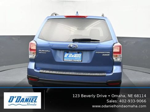 Used 2017 Subaru Forester 2.5i w/ Alloy Wheel Package AWD/4WD image 5