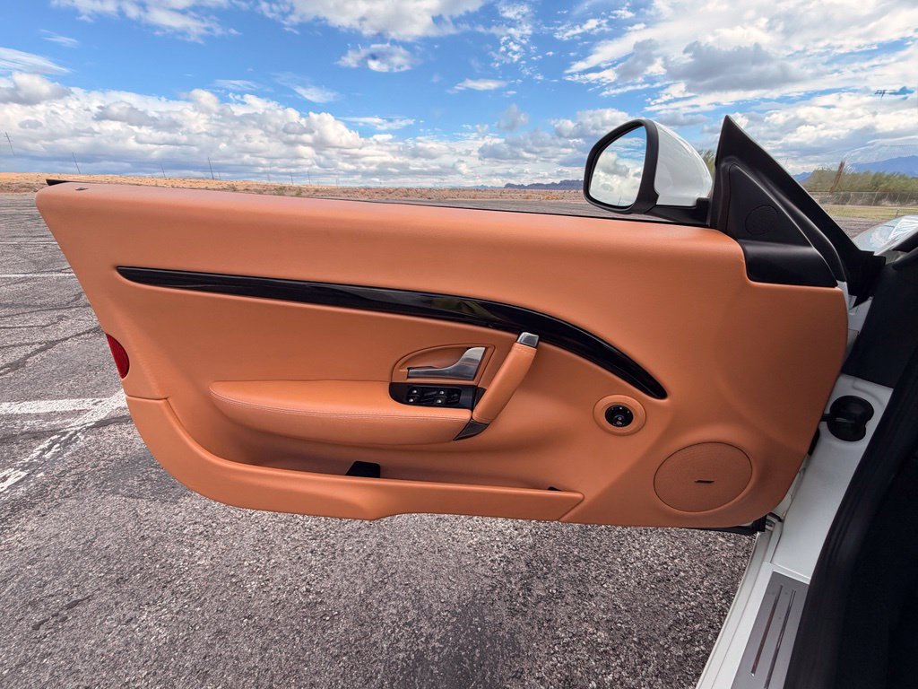 Used 2014 Maserati GranTurismo Convertible RWD image 37