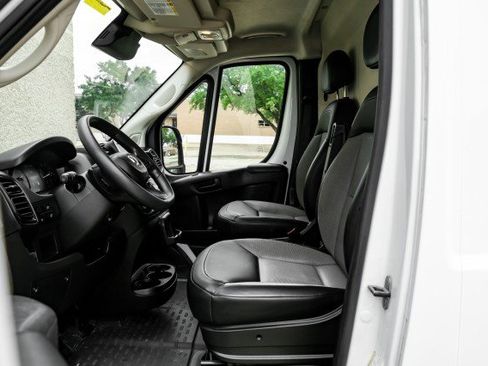 Used 2023 RAM ProMaster 1500 w/ Convenience Group FWD image 3
