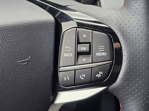 Used 2025 Ford Explorer ST-Line w/ ST-Line Street Pack image 17