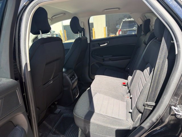 Used 2018 Ford Edge SE AWD/4WD image 16