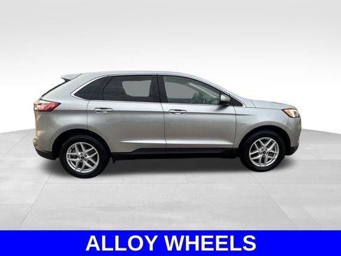 Certified 2022 Ford Edge SEL image 3
