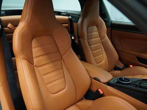 Certified 2026 Porsche 911 Targa 4 GTS image 24